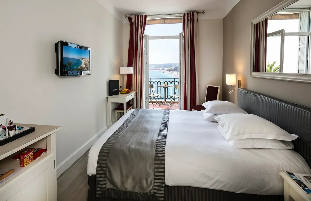 Hotel Suisse-1